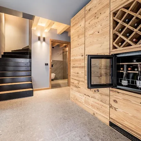 Ravelli Luxury 4* Mezzana (Trentino Alto Adige)