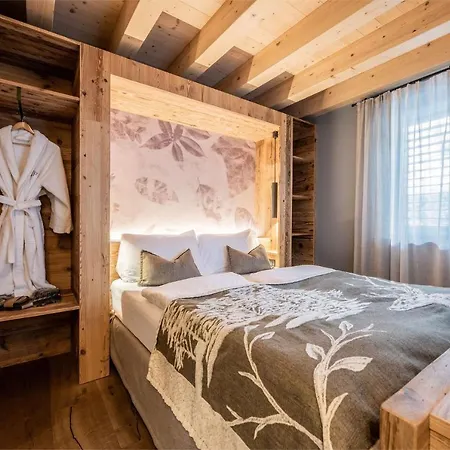 Ravelli Luxury 4*