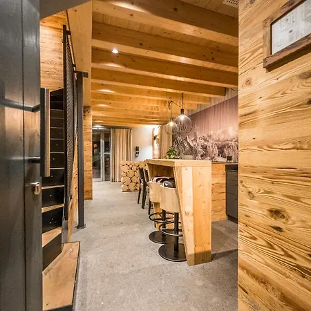 Hotel Ravelli Luxury Mezzana (Trentino Alto Adige)