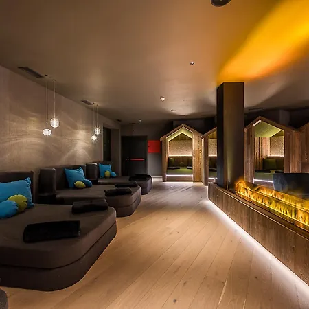 Ravelli Luxury Hotell Mezzana (Trentino Alto Adige)