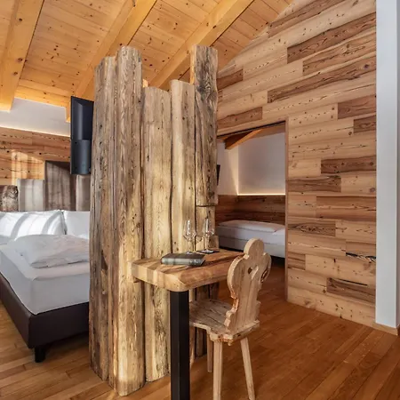 Hotel Ravelli Luxury 4*