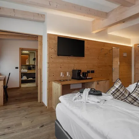 Ravelli Luxury 4*