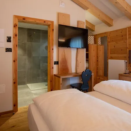Ravelli Luxury Hotel Mezzana (Trentino Alto Adige)