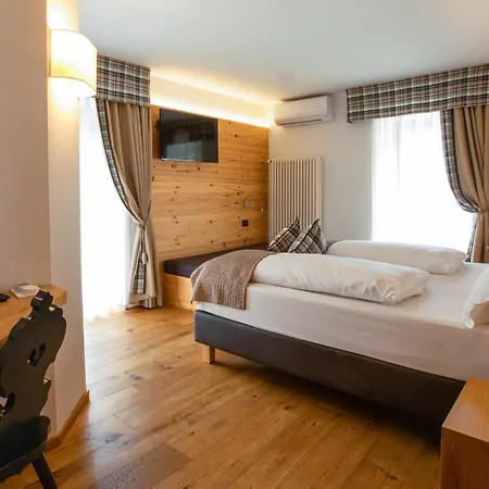 Ravelli Luxury 4* Mezzana (Trentino Alto Adige)