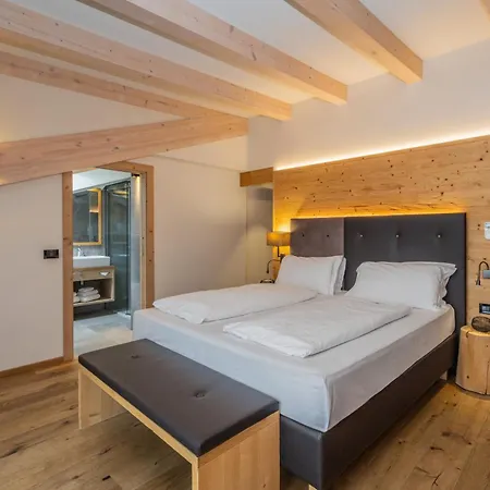 Ravelli Luxury 4*
