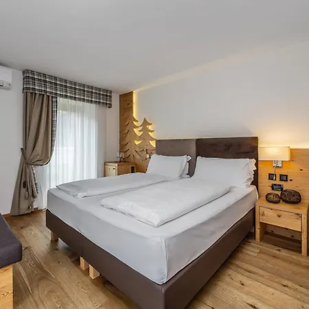 Ravelli Luxury 4* Mezzana (Trentino Alto Adige)