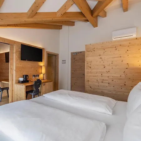 Hotell Ravelli Luxury Mezzana (Trentino Alto Adige)