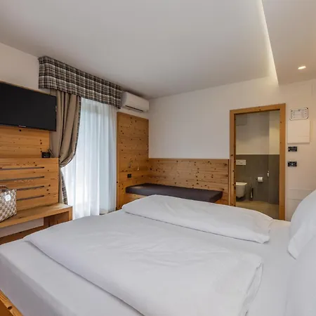Ravelli Luxury 4*