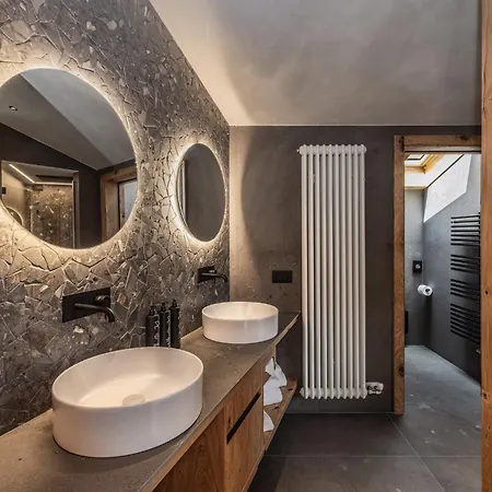 Ravelli Luxury Hotell
